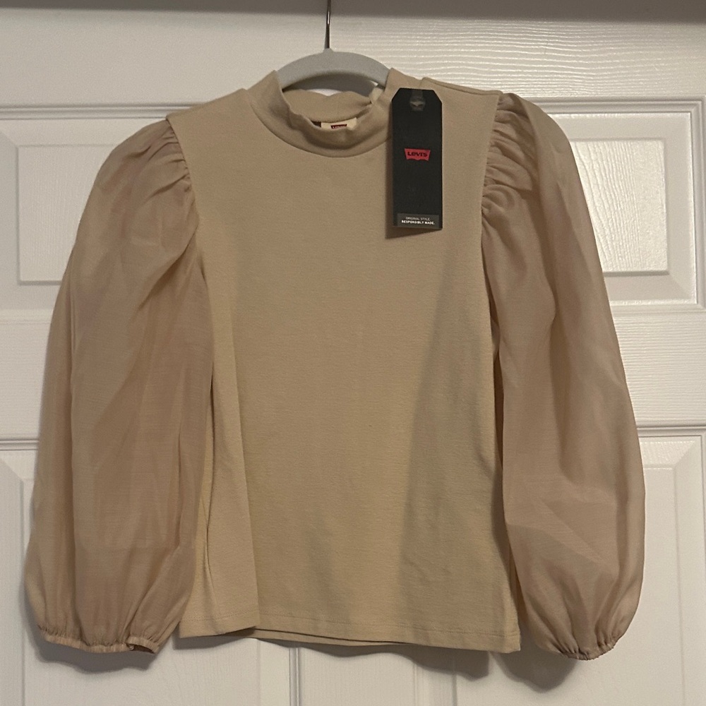 BNWTS Levi's Beige Sheer Sleeve Slim Fit Blouse, Sz Small - Picture 2 of 9